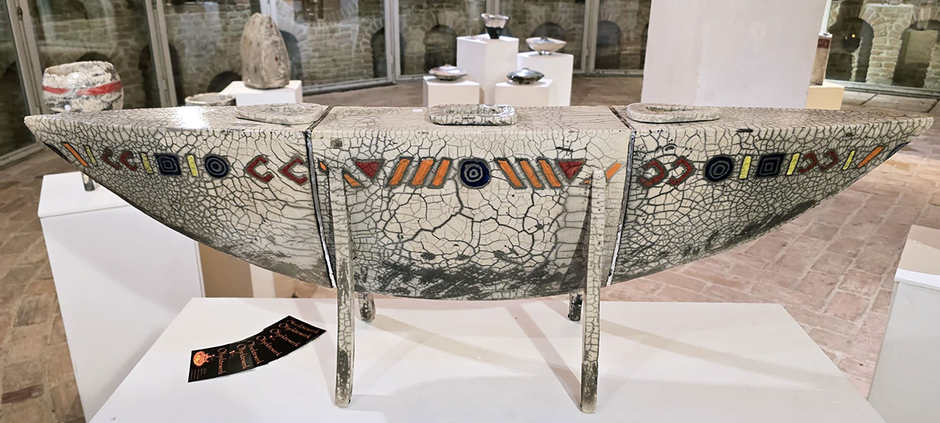 Ojekt von Volker Seitz auf der Ausstellung "Ceramica sperimentale"